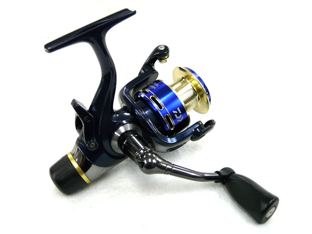 ダイワ Daiwa 18アオリトライアルbr Aori Trial Br 夜光2500br 送料590円 8千円以上送料無料 アオリイカ 釣り具 ヤエン エギング ウキ釣り 専門通販 あおりねっとショップ