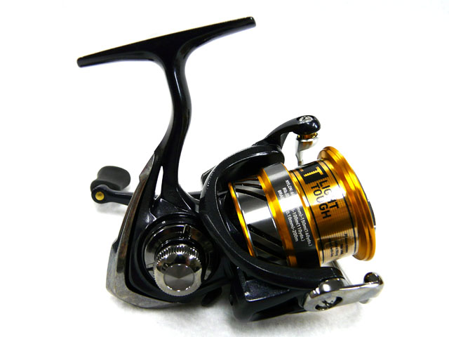 画像: ダイワ(DAIWA)☆20レブロス(REVROS)LT 3000S-CH-DH【全国一律送料無料】